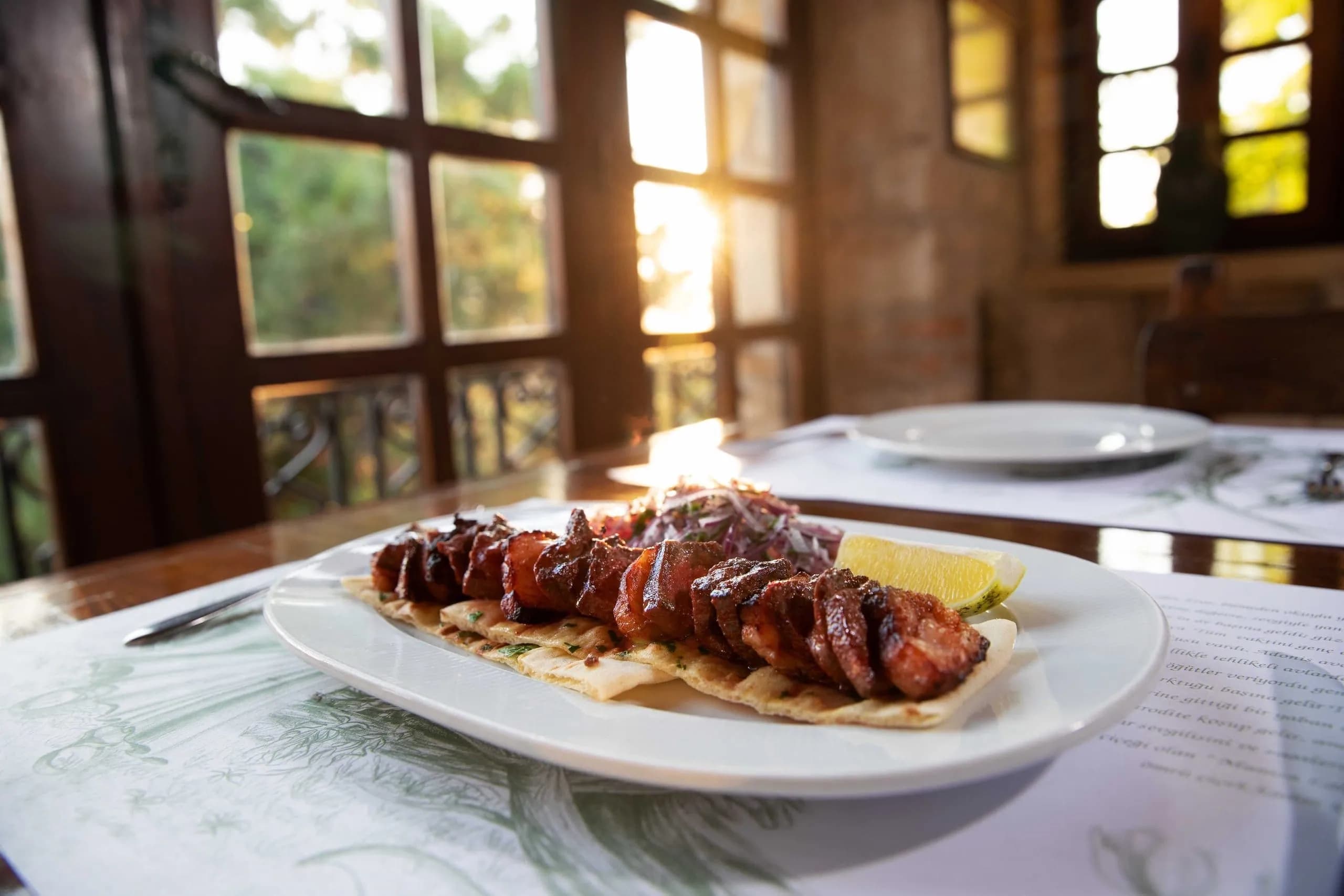 Et Severler için Restoran: 2026'nın En İyi Adresi